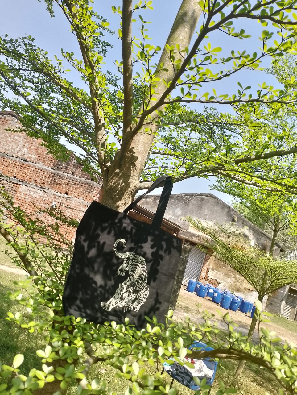 Tiger Embroidery Tote Bag